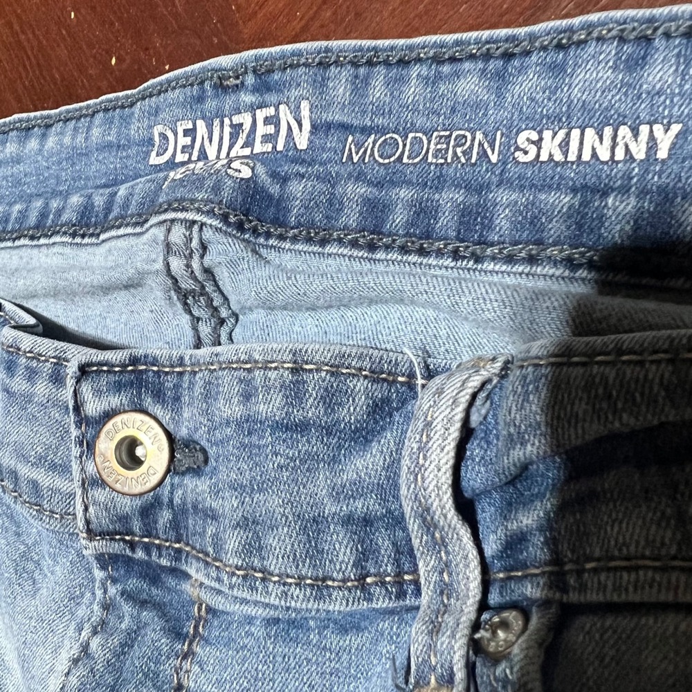 Denizen from Levis Modern Skinny Jeans Light Wash Blue Stretch Denim 14M 31x28.5 - Picture 4 of 13